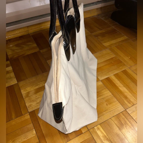 Small FOLDABLE overnight shoulder cream tote Bag - Picture 1 of 8